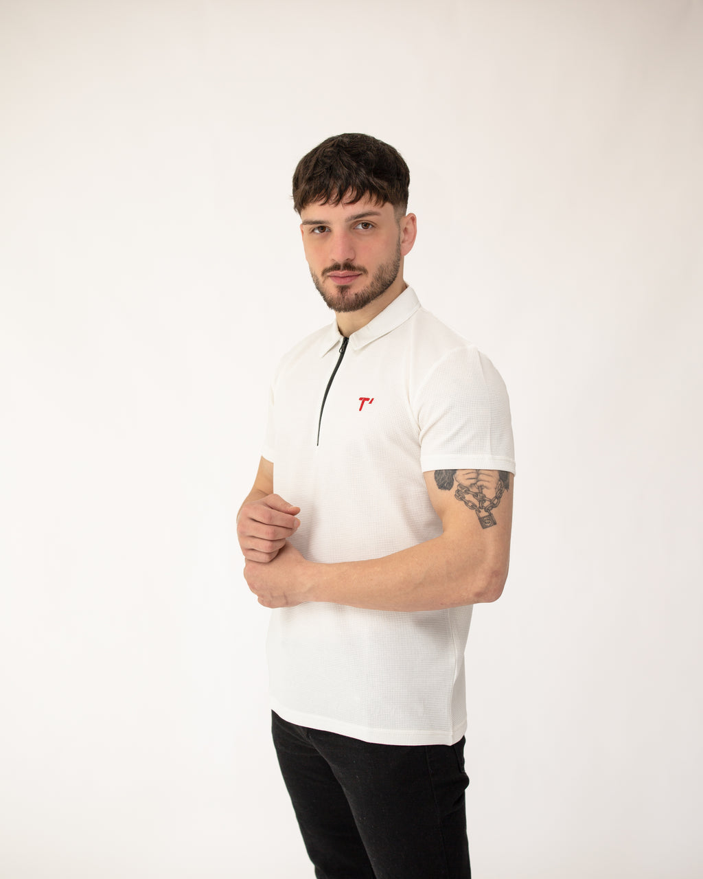 T’omves Beyaz Fermuarlı Polo Yaka T-Shirt