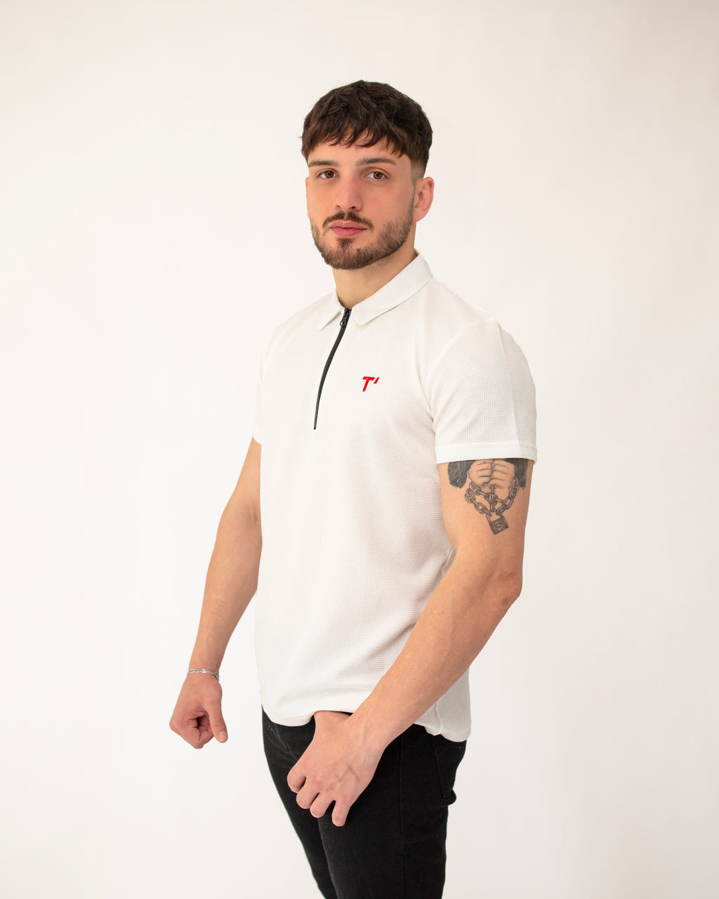 T’omves Beyaz Fermuarlı Polo Yaka T-Shirt