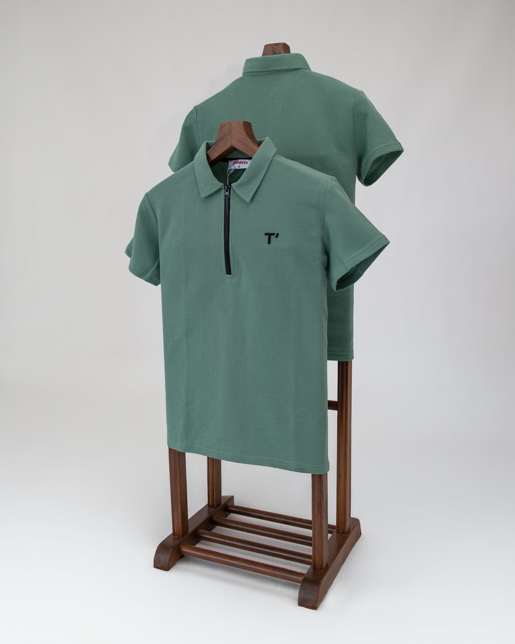T’omves Yosun Yeşil Fermuarlı Polo Yaka T-Shirt