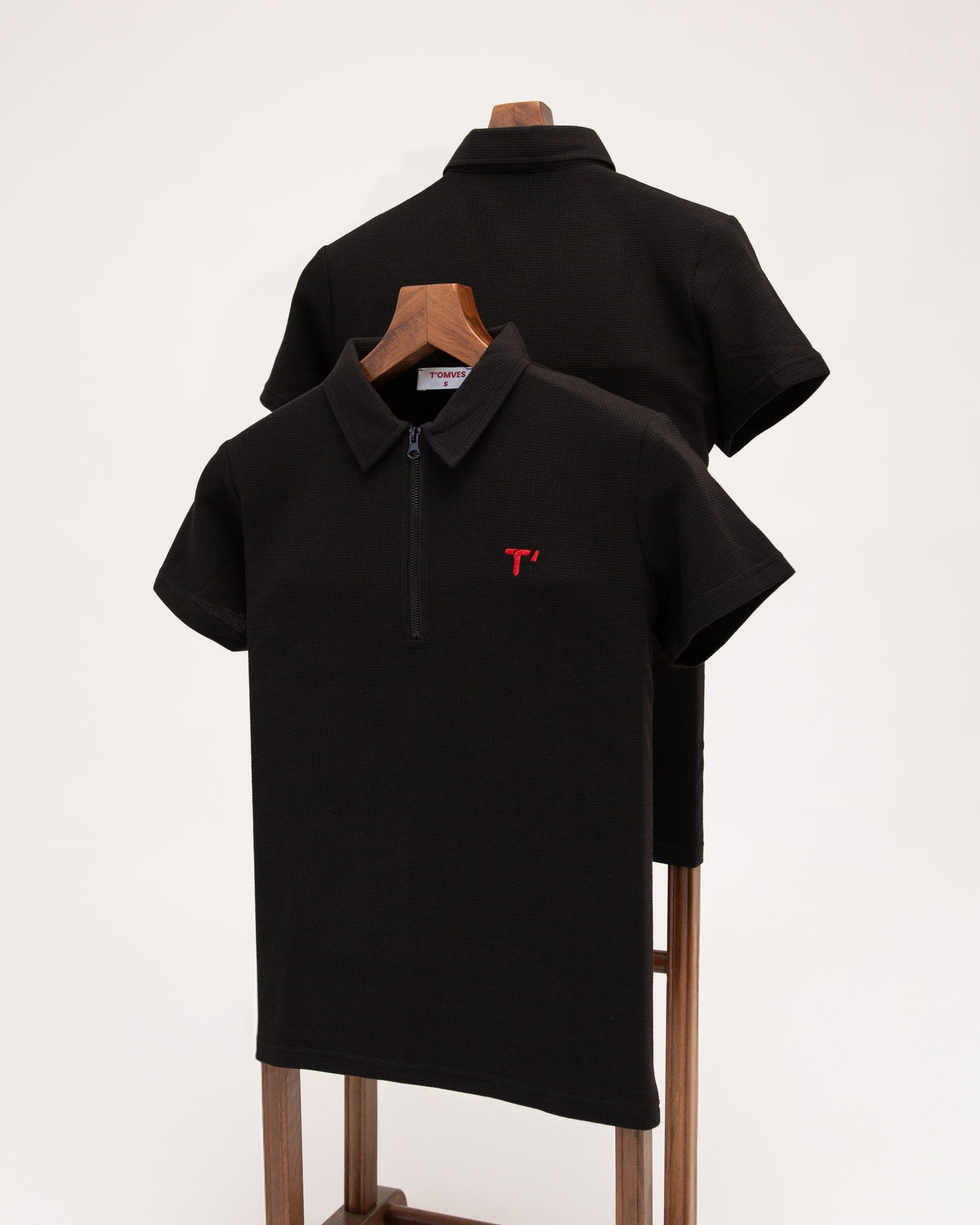 T’omves Siyah Fermuarlı Polo Yaka T-Shirt