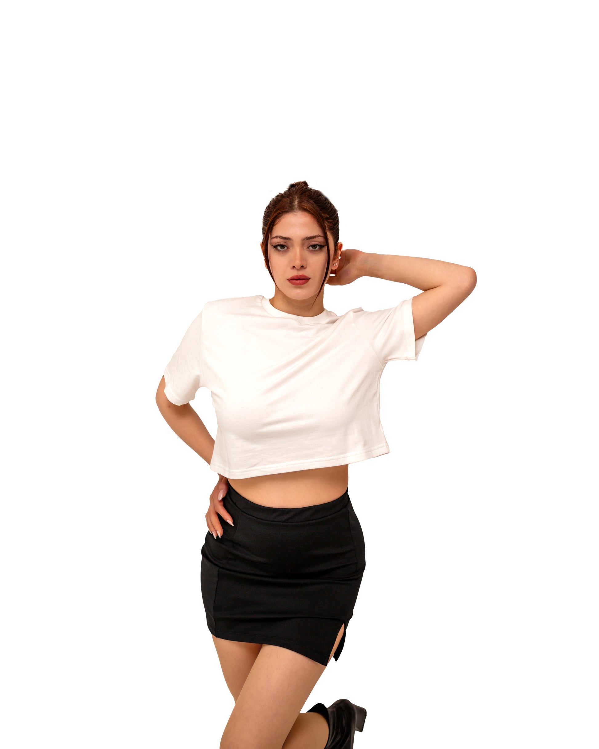 T'OMVES BEYAZ OVERSİZE CROP TSHİRT