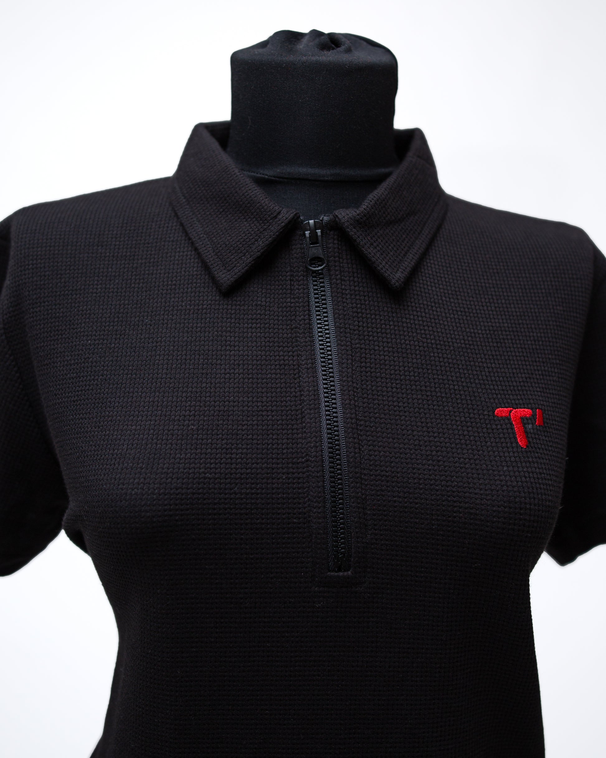 T’OMVES Siyah Kadın Polo Yaka Fermuarlı T-Shirt